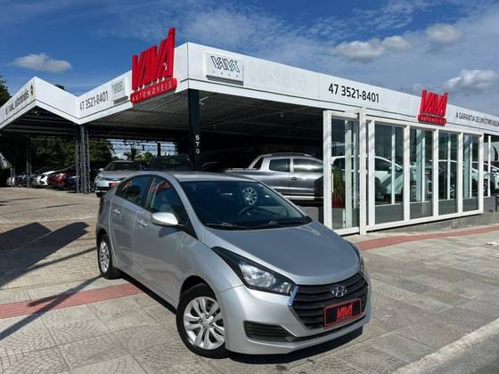 HYUNDAI HB20S 1.6 COMFORT PLUS 16V FLEX 4P AUTOMÁTICO
